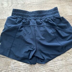 Lululemon Track That Shorts 5” Navy Size 8